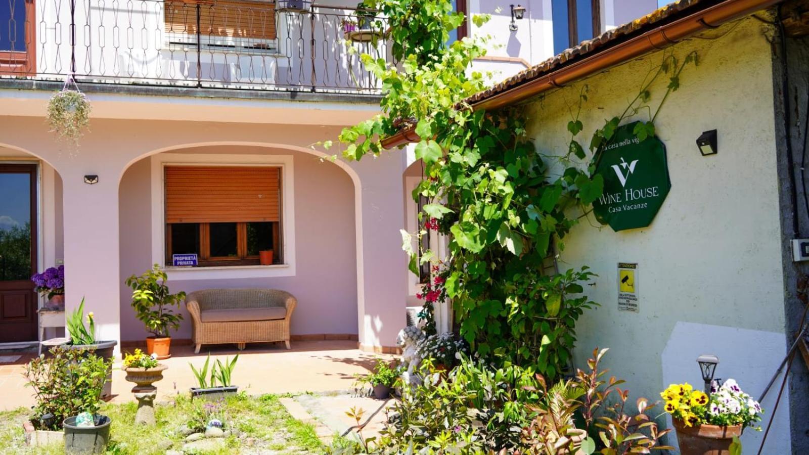 Wine House Bed & Breakfast Capannori Luaran gambar